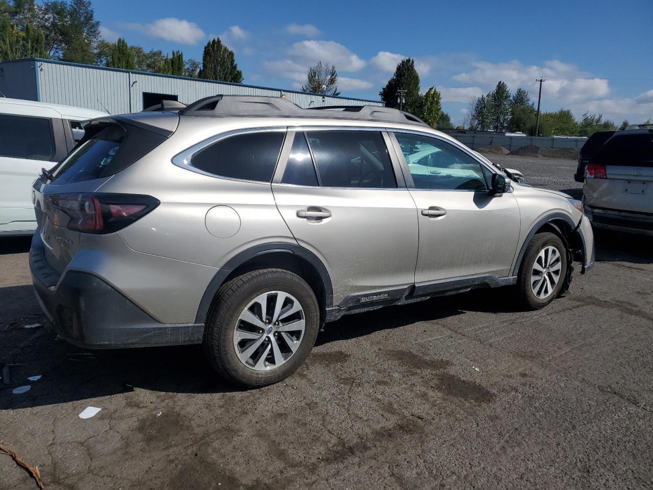 2020 SUBARU Outback