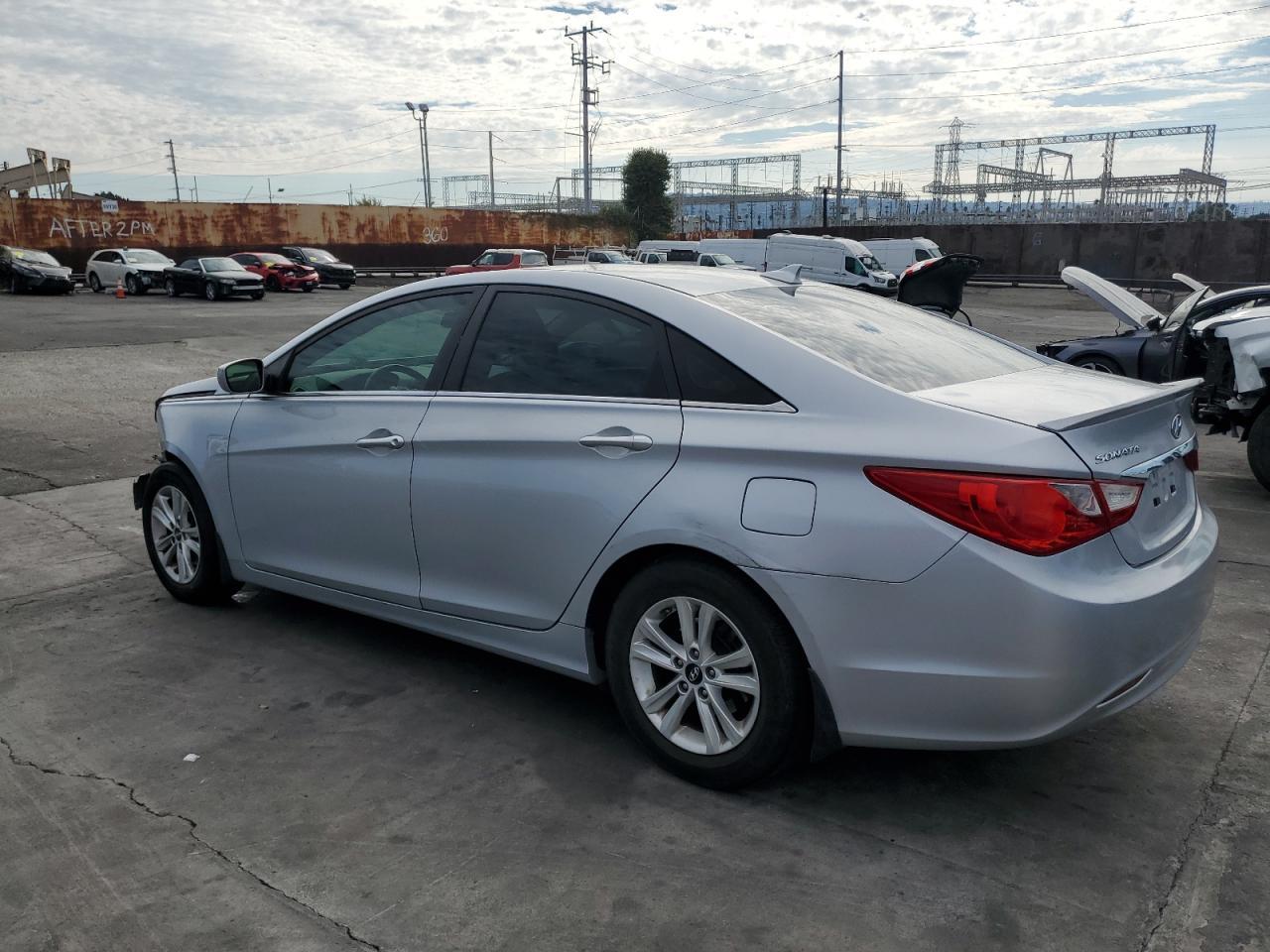 2013 HYUNDAI SONATA