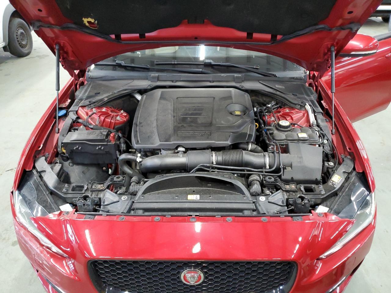 2018 JAGUAR XE