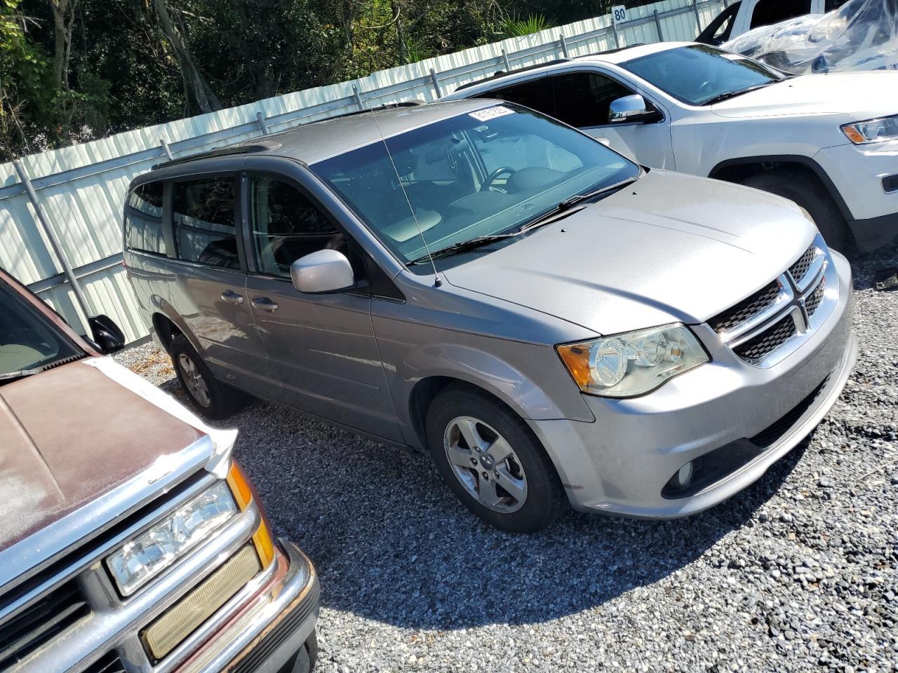 2013 DODGE GRAND CARAVAN