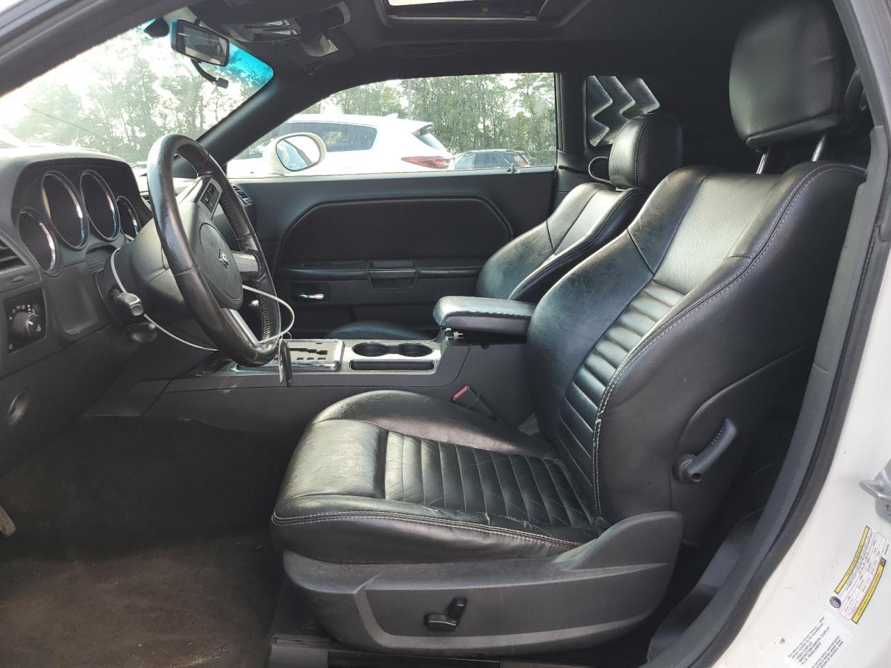 2009 DODGE Challenger