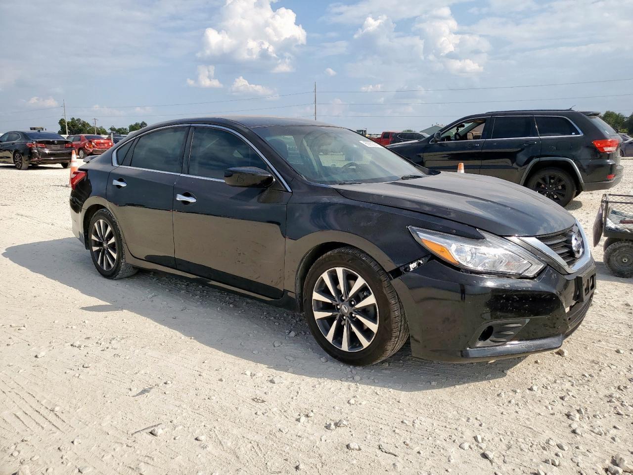 2017 NISSAN ALTIMA