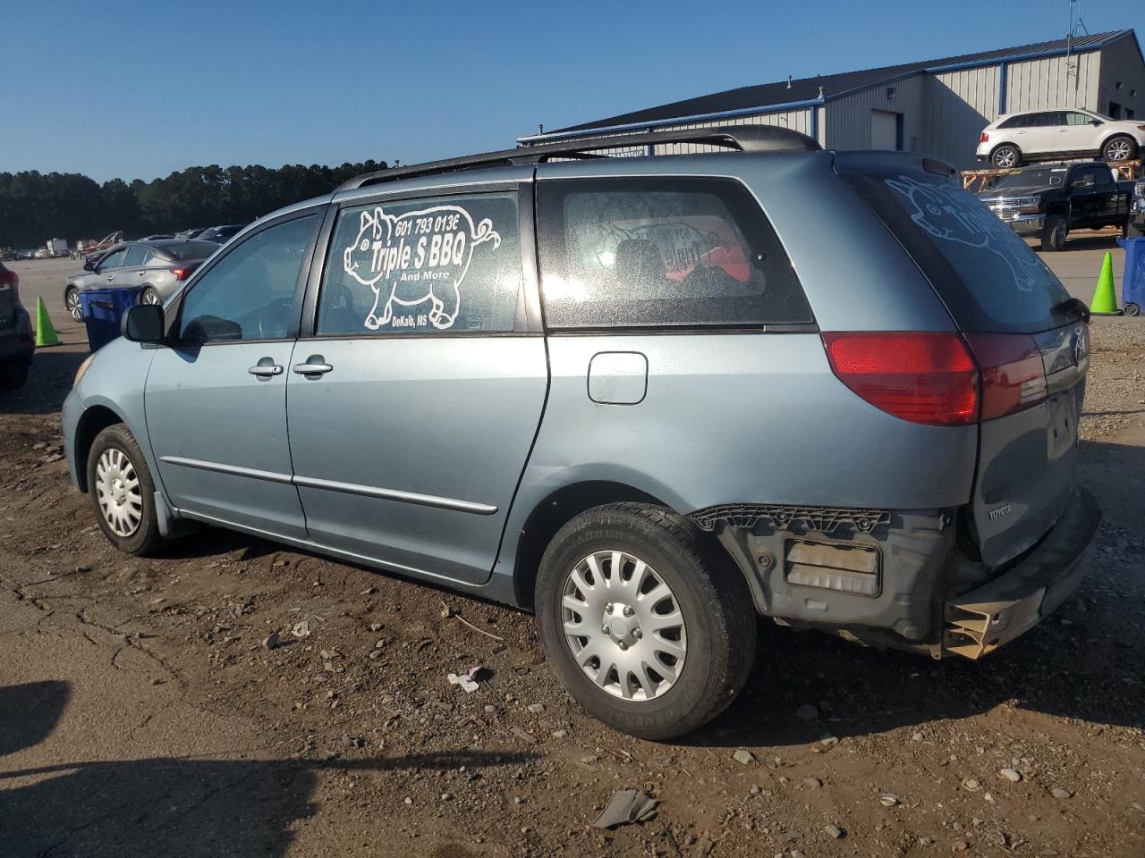 2004 TOYOTA SIENNA