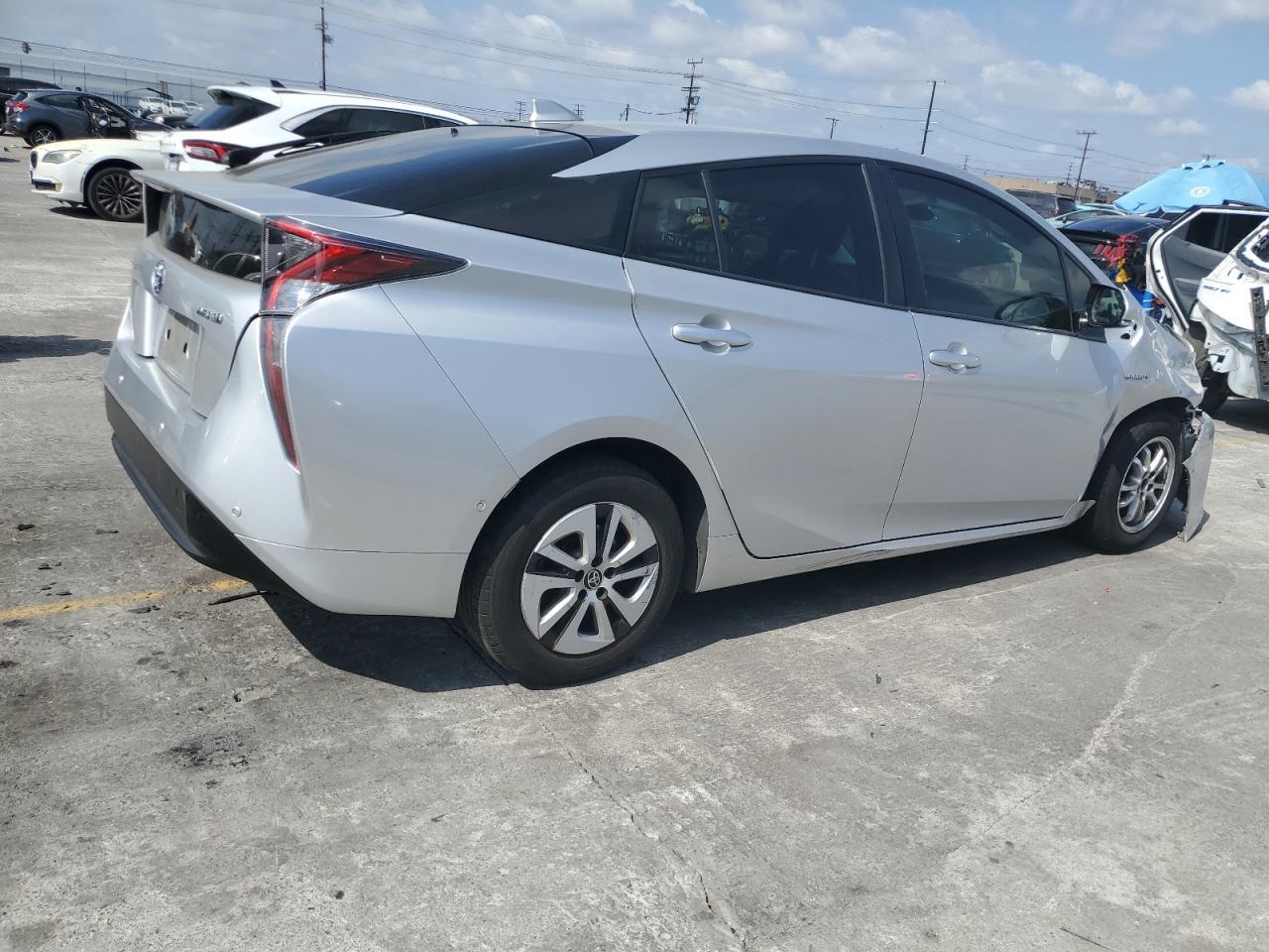 2018 TOYOTA PRIUS