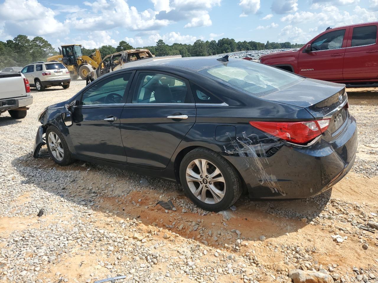 2011 HYUNDAI SONATA