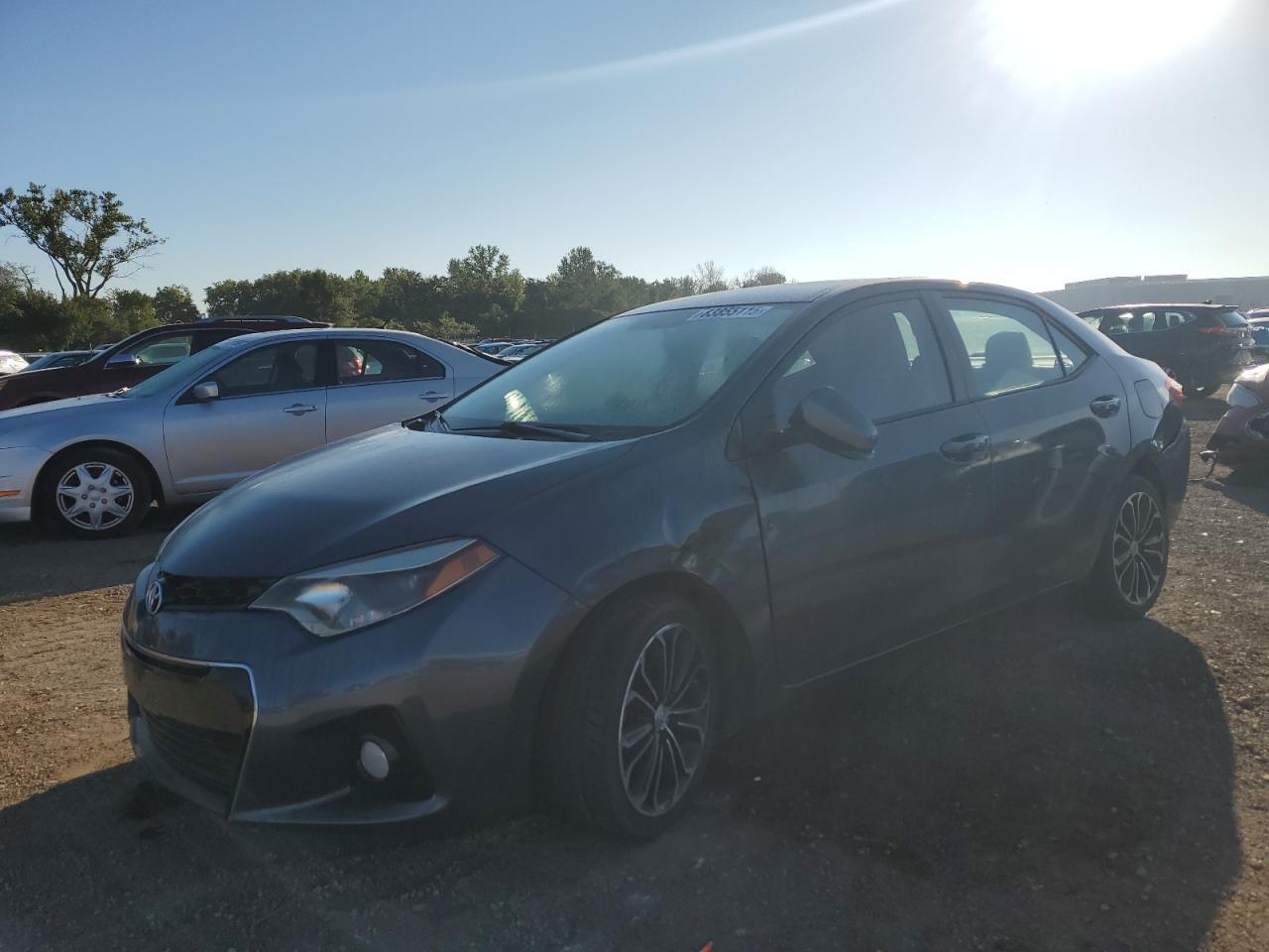 2015 TOYOTA COROLLA