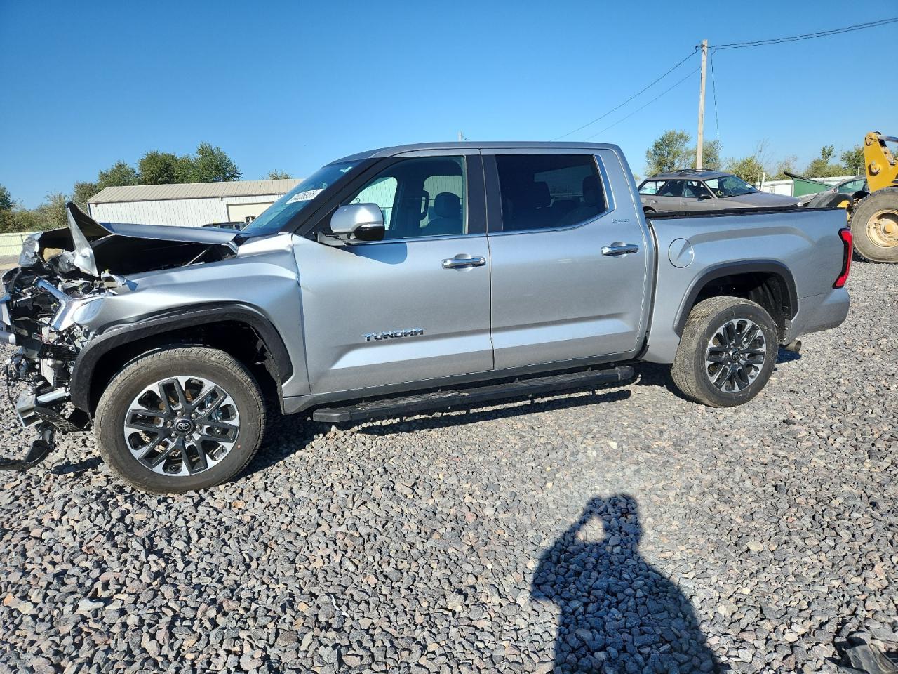 2025 TOYOTA TUNDRA