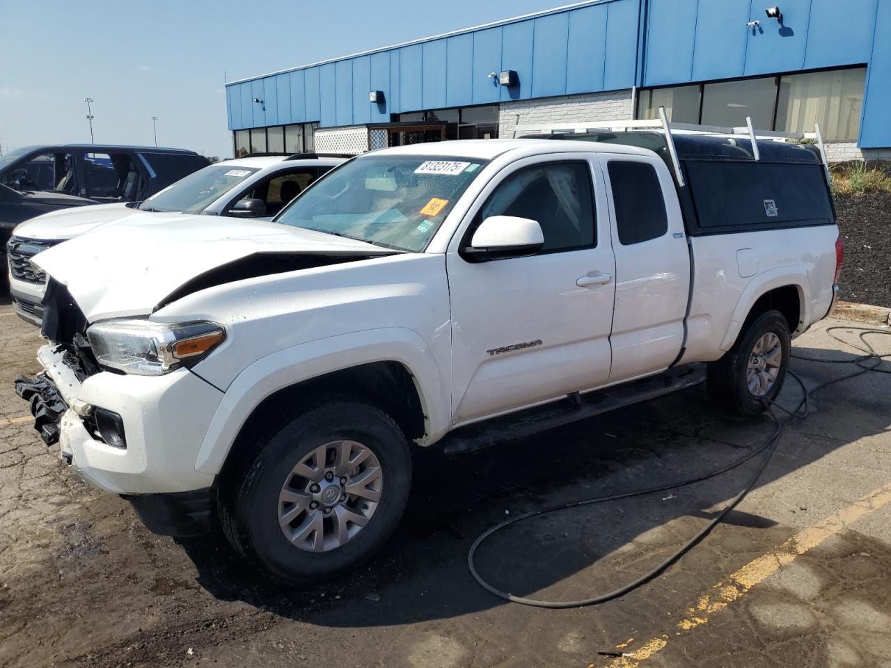 2016 TOYOTA TACOMA