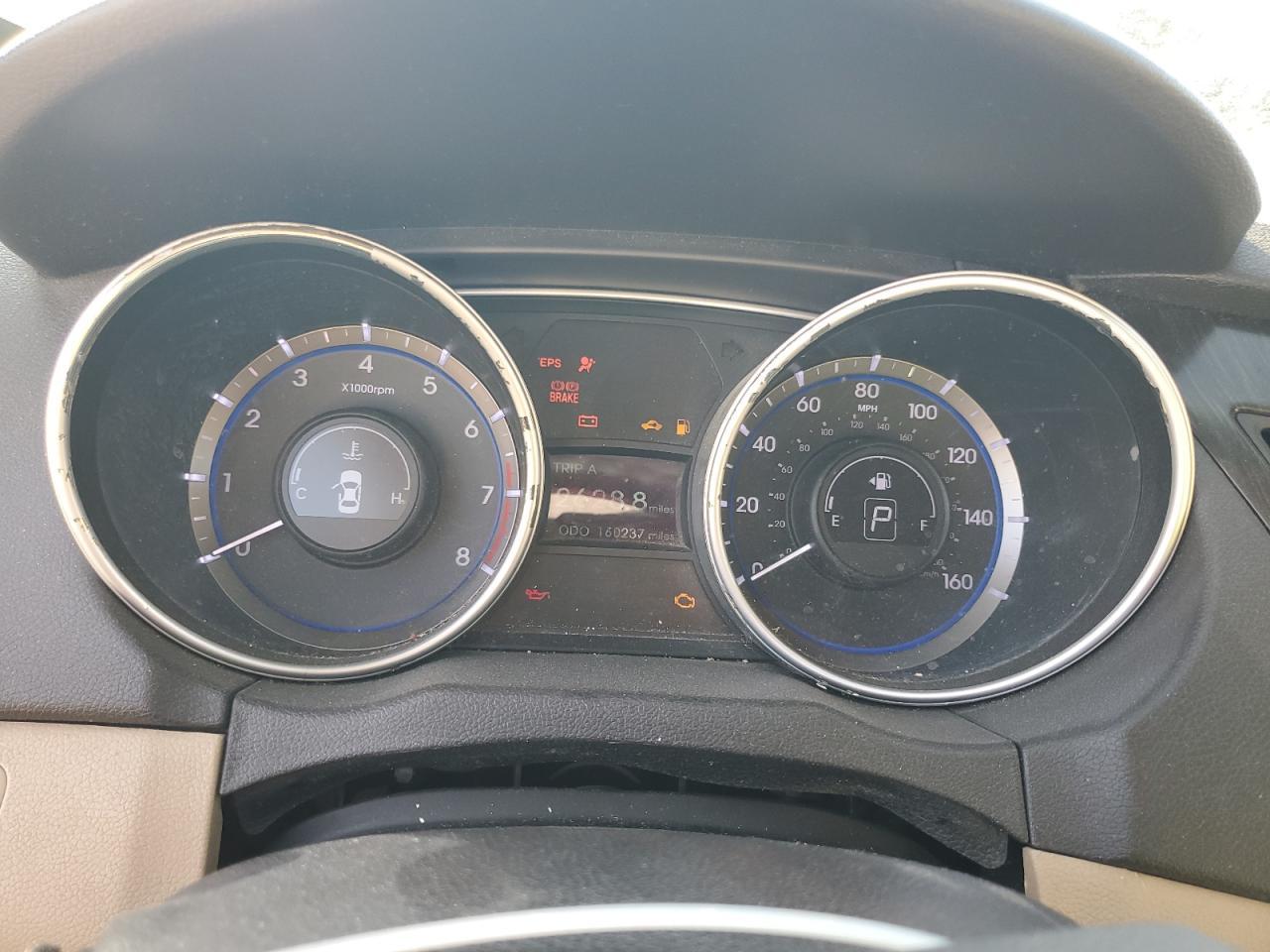 2011 HYUNDAI SONATA