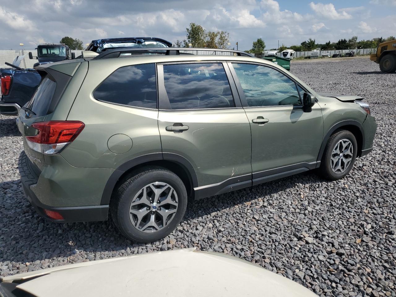 2019 SUBARU FORESTER