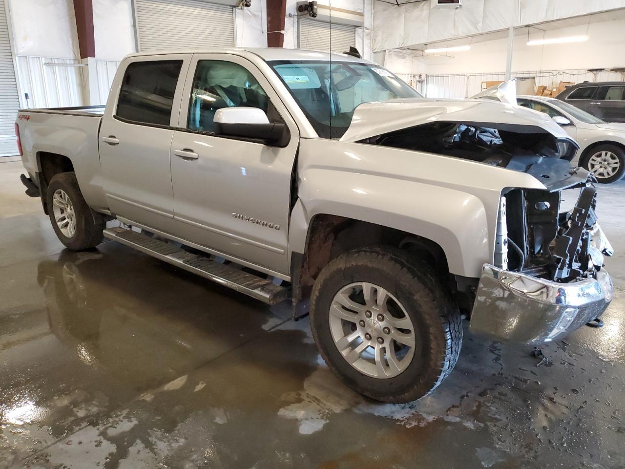 2018 CHEVROLET Silverado