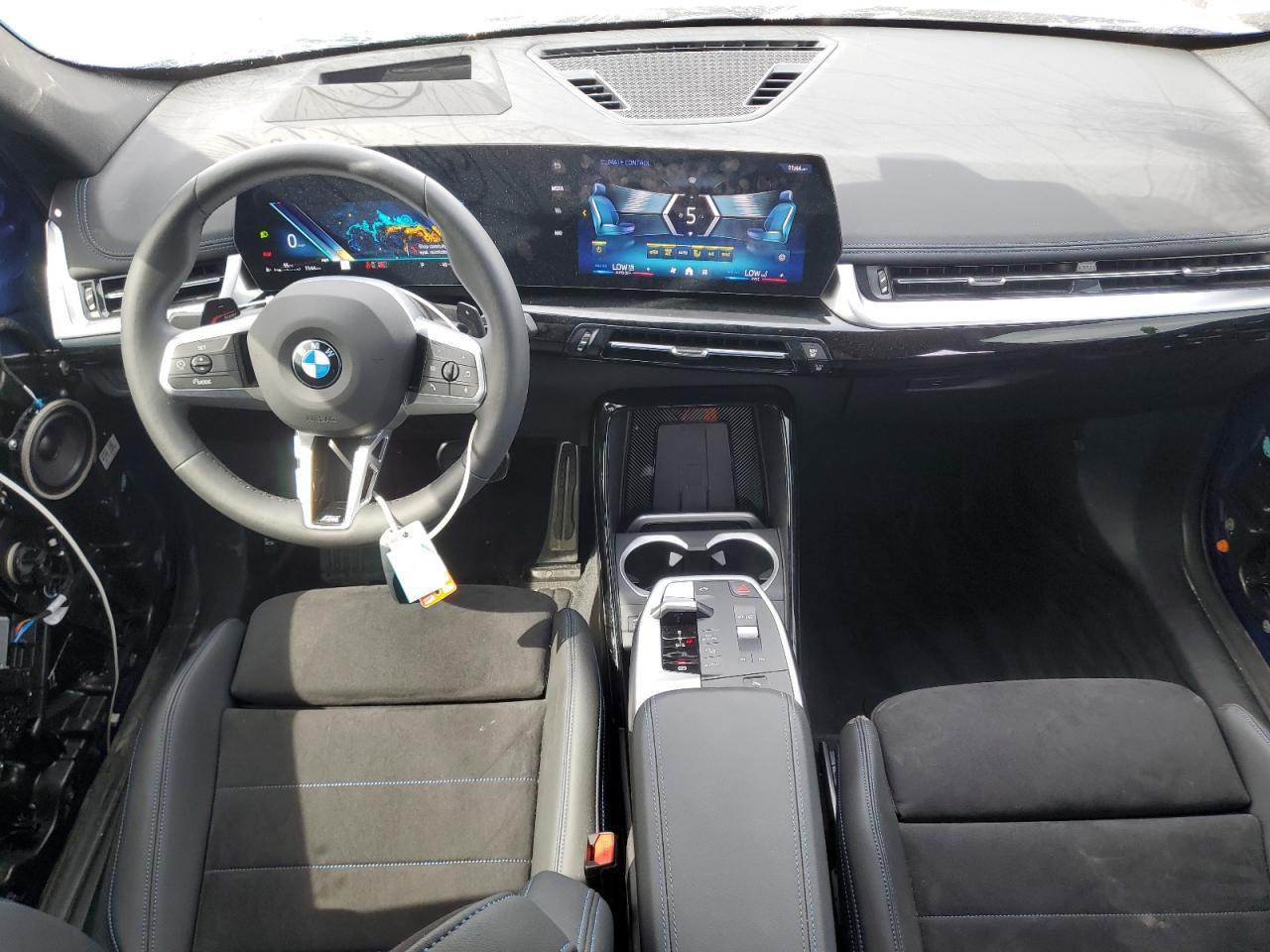 2024 BMW X1