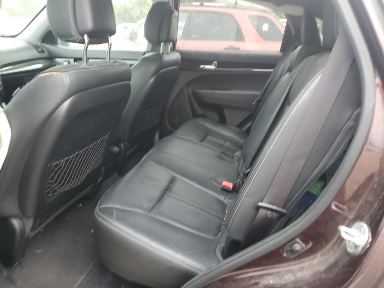 2011 KIA SORENTO