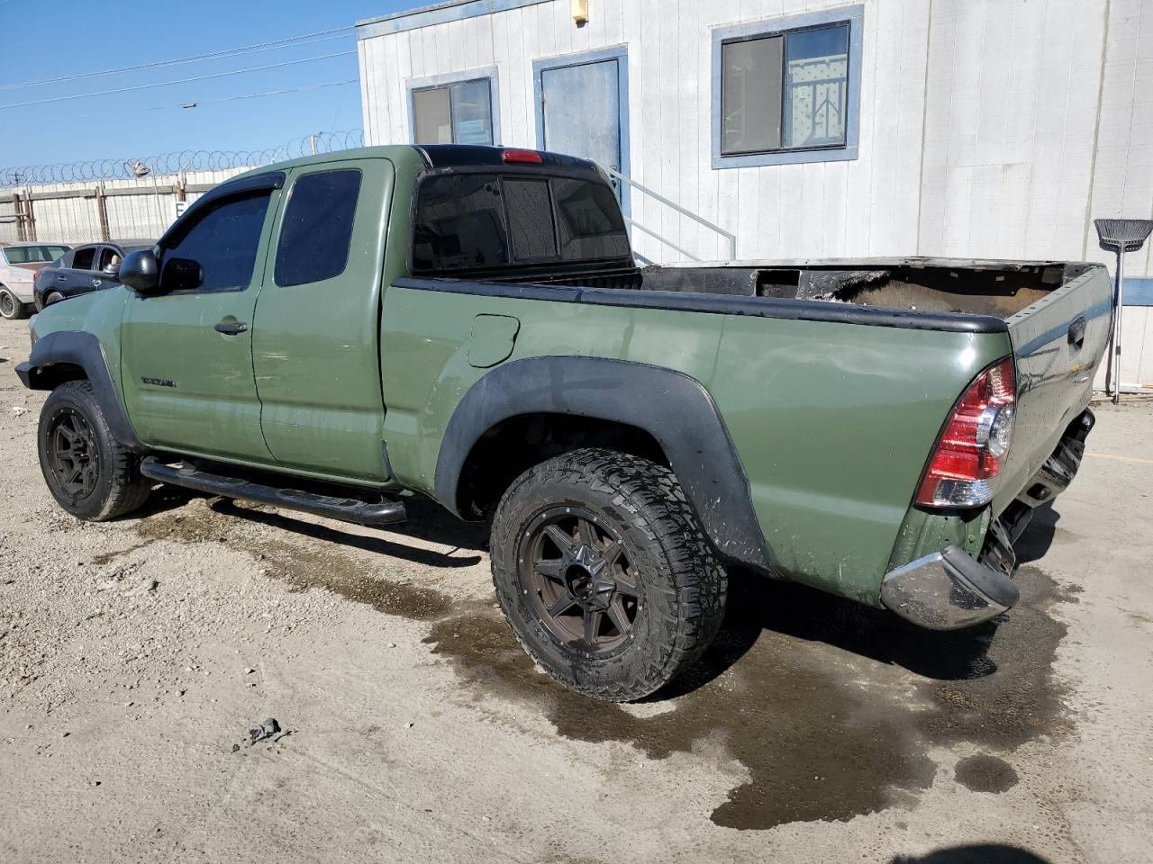 2012 TOYOTA TACOMA