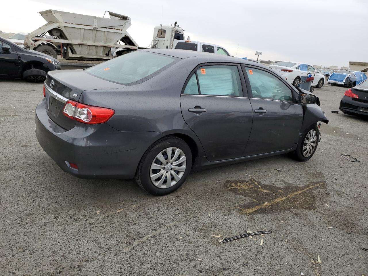 2013 TOYOTA COROLLA