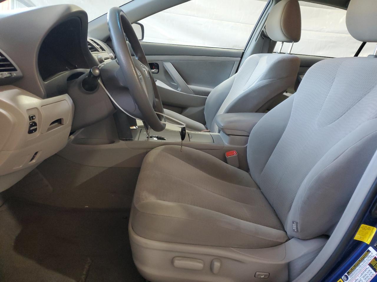 2011 TOYOTA CAMRY