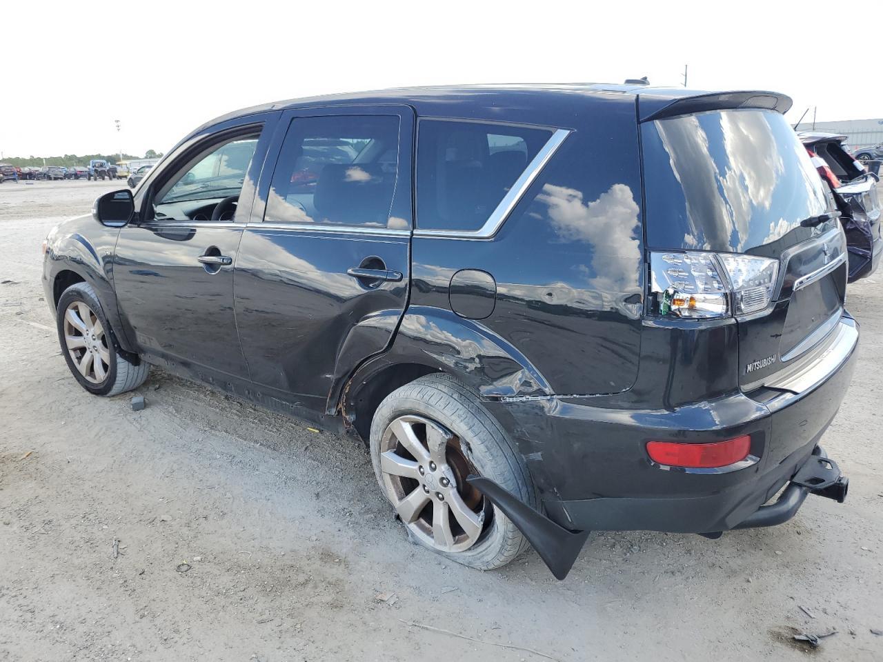 2011 MITSUBISHI outlander