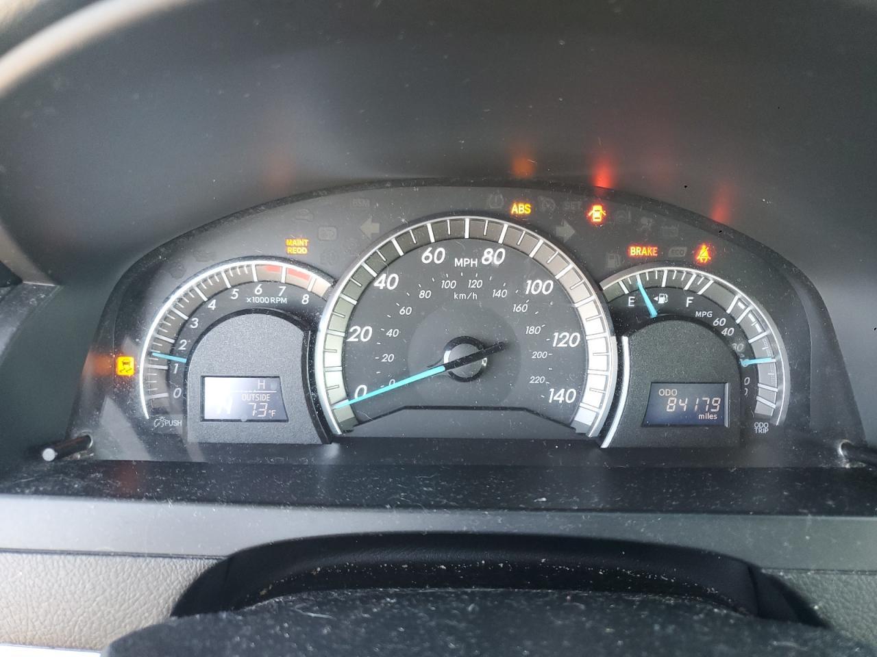 2014 TOYOTA CAMRY