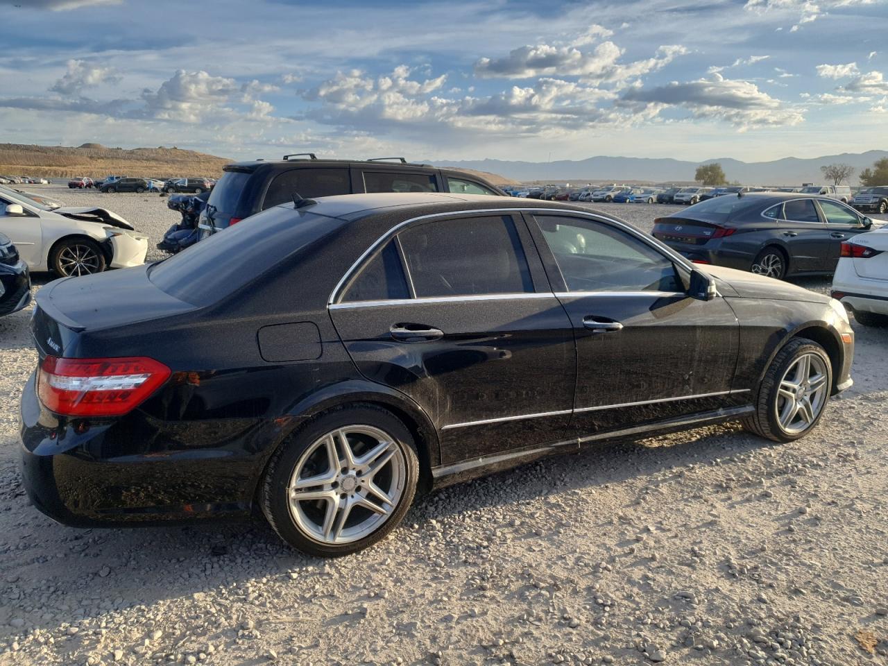 2011 MERCEDES-BENZ E-Class