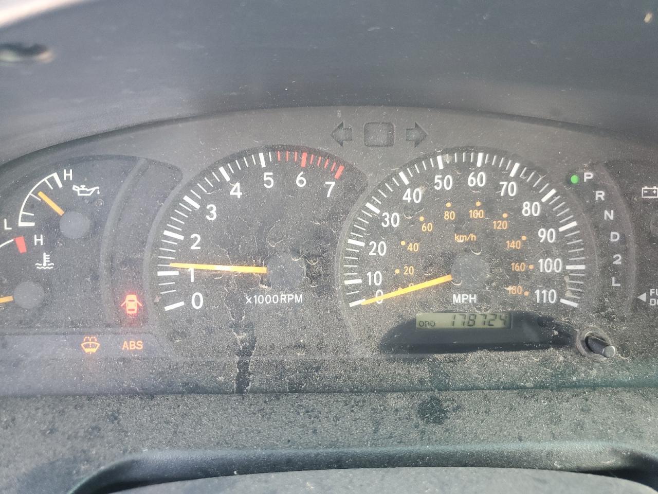 2002 TOYOTA TUNDRA