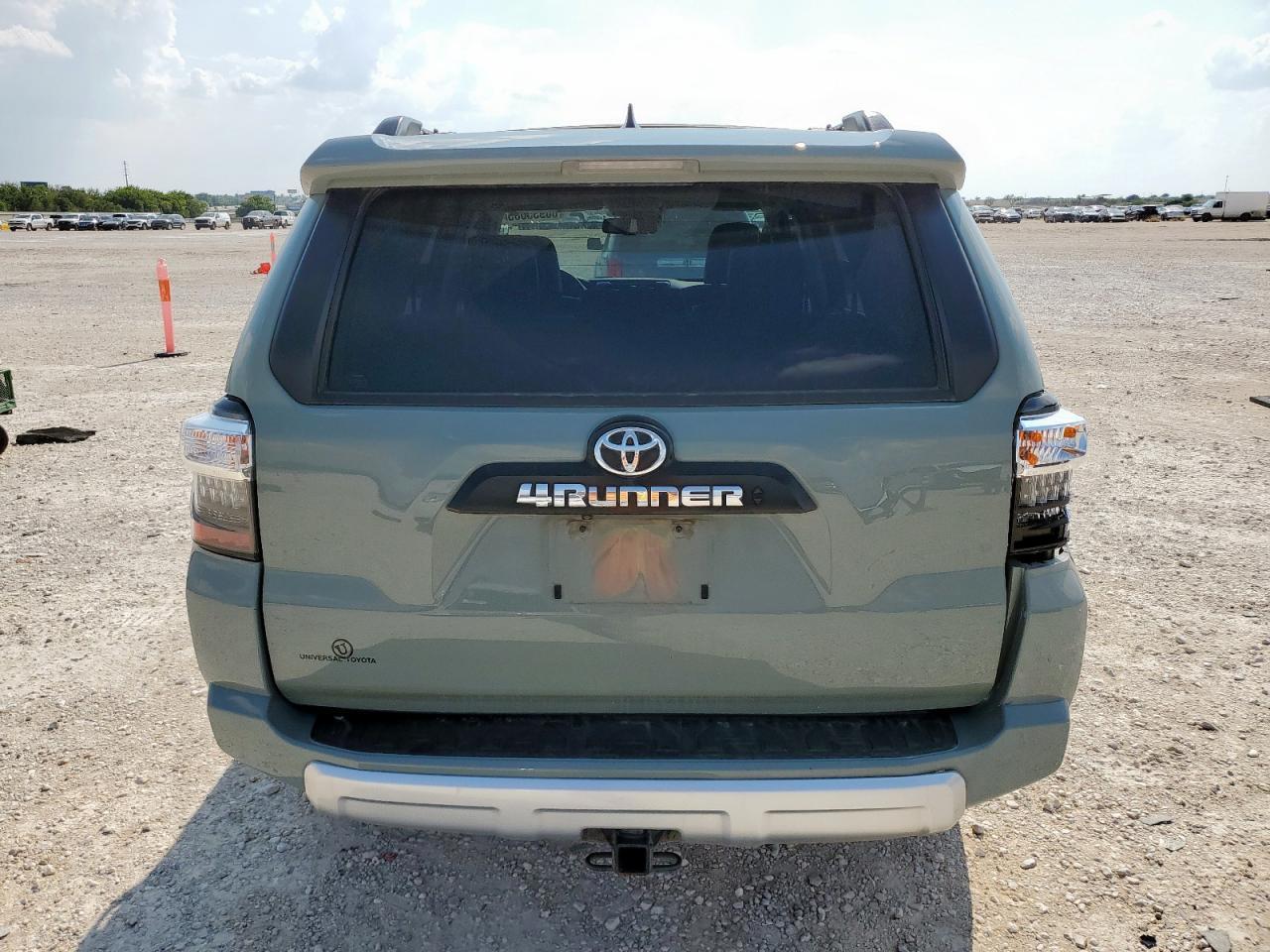2022 TOYOTA 4Runner