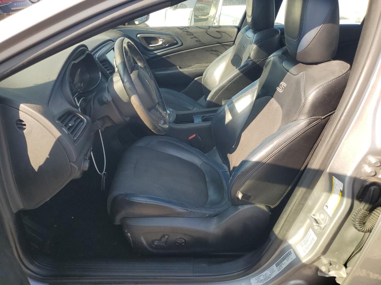 2015 CHRYSLER 200