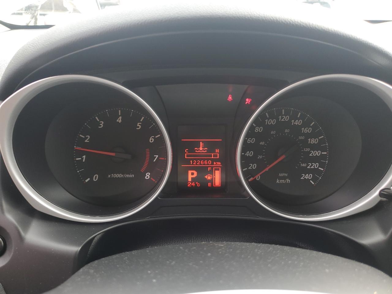 2011 MITSUBISHI RVR