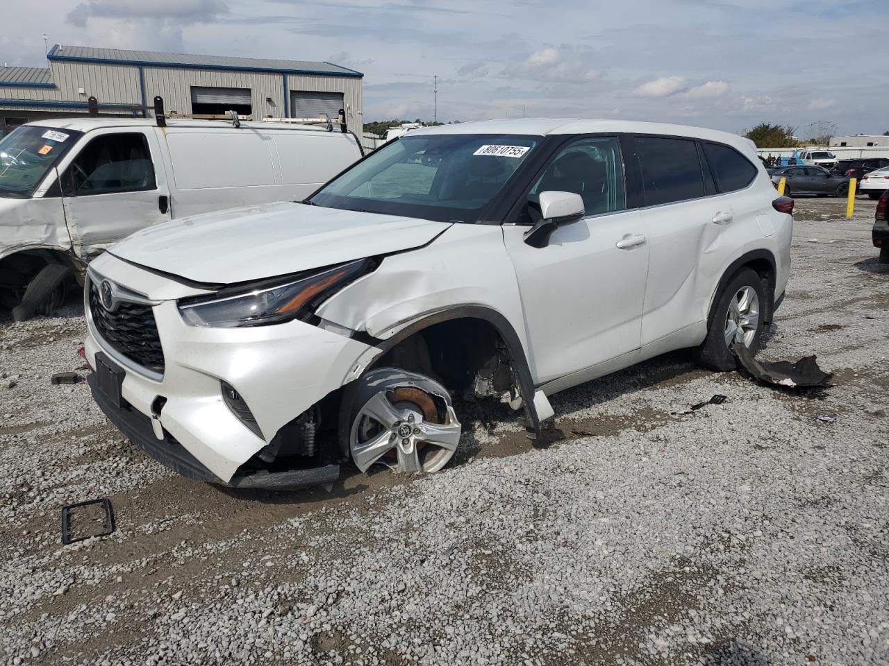 2022 TOYOTA HIGHLANDER