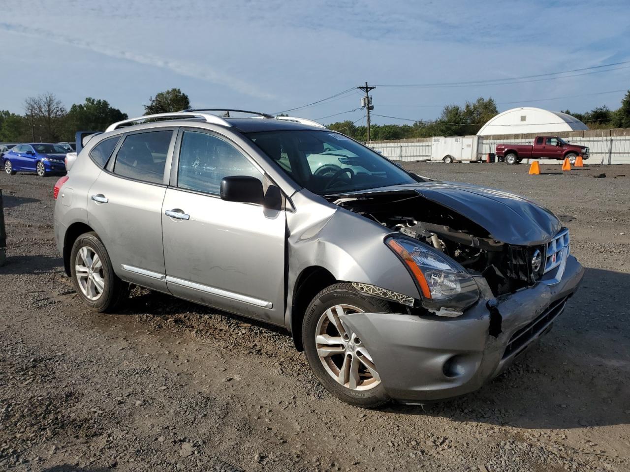 2015 NISSAN ROGUE