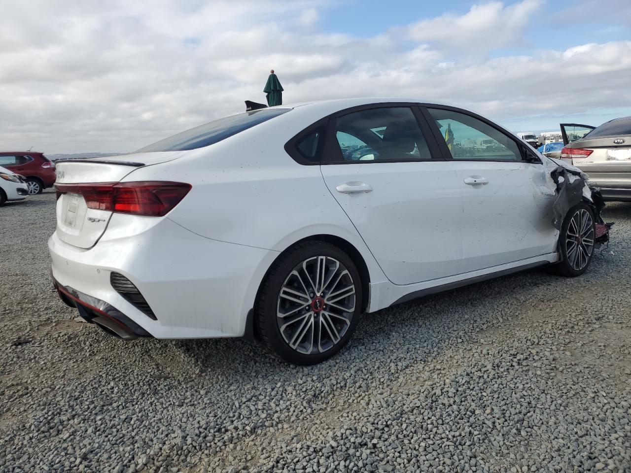 2023 KIA FORTE