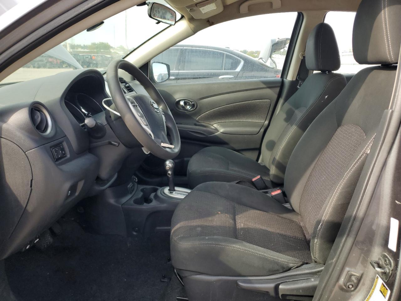 2017 NISSAN VERSA