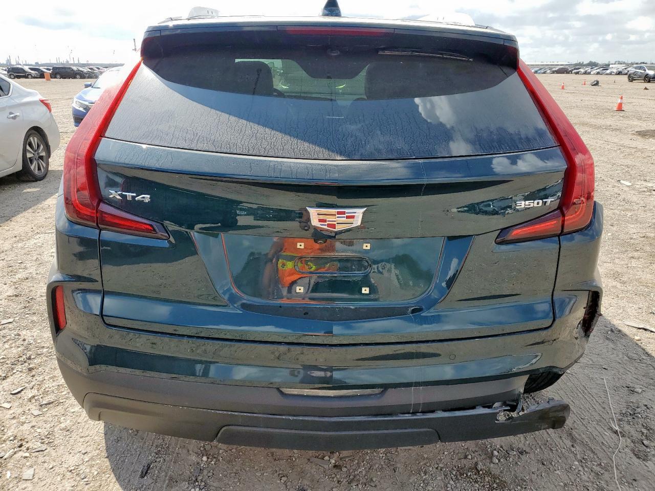 2024 CADILLAC XT4