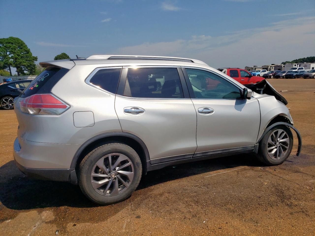 2016 NISSAN ROGUE
