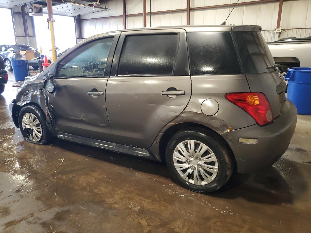 2005 TOYOTA SCION