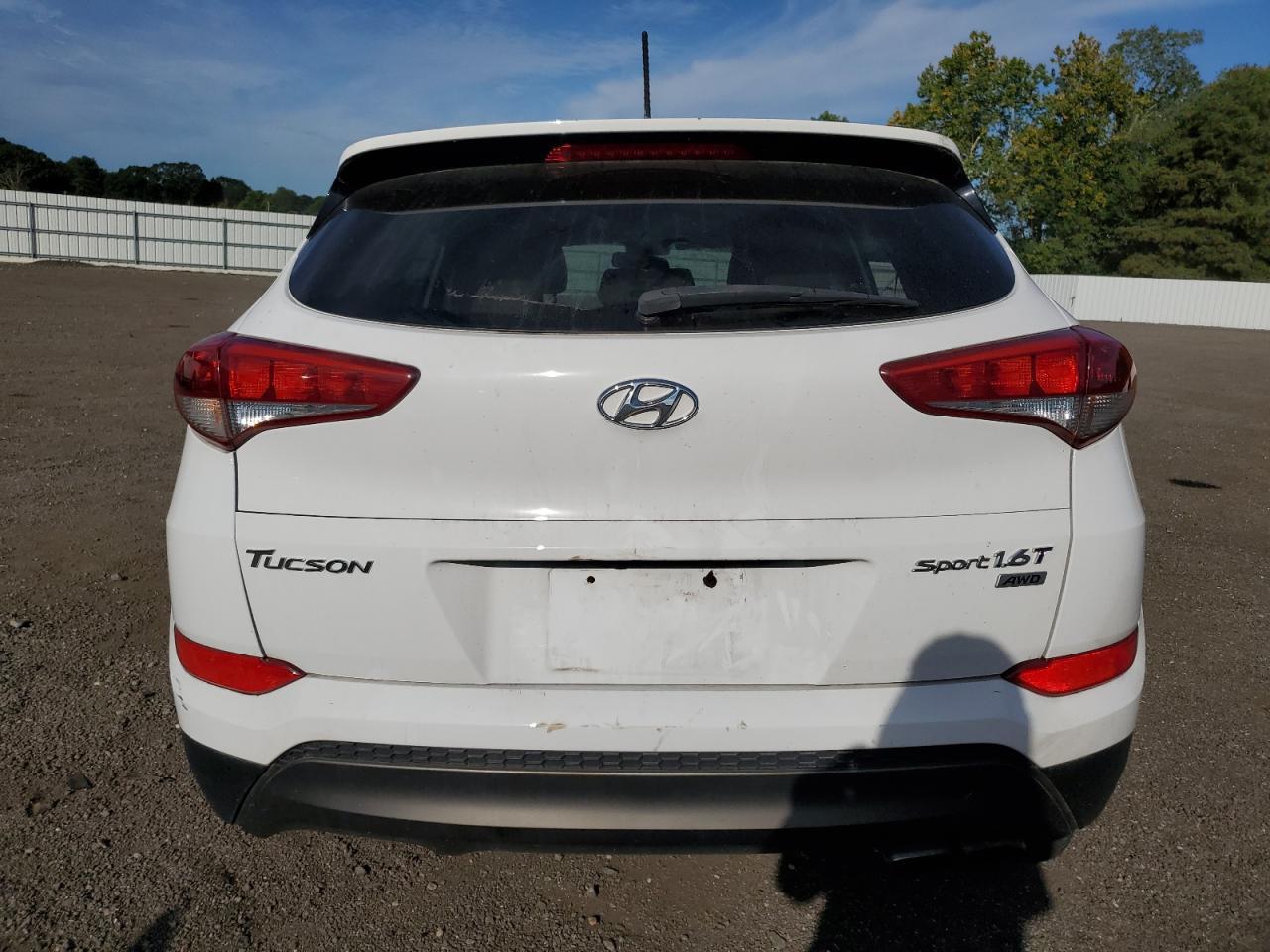 2016 HYUNDAI TUCSON