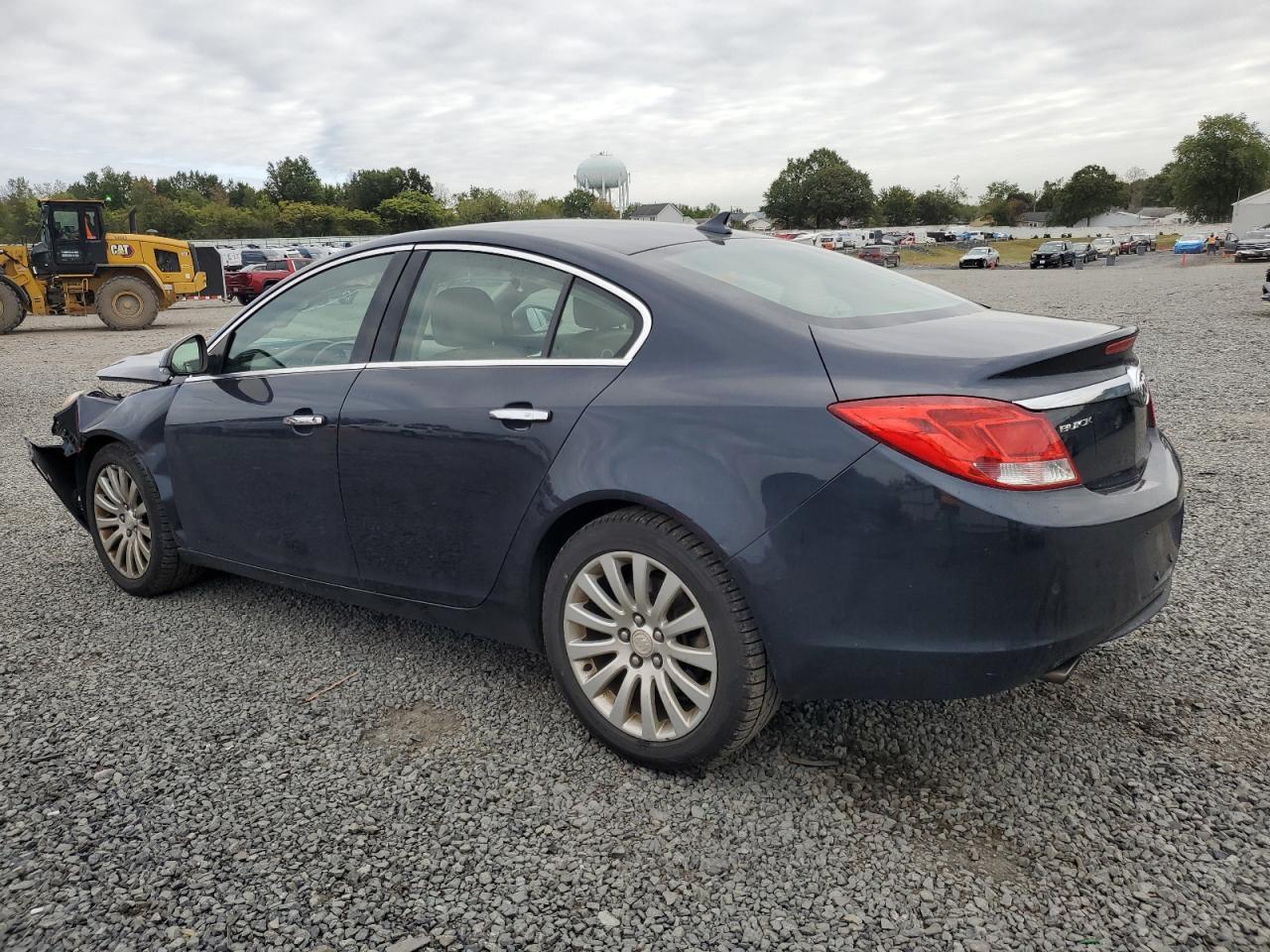 2013 BUICK Regal