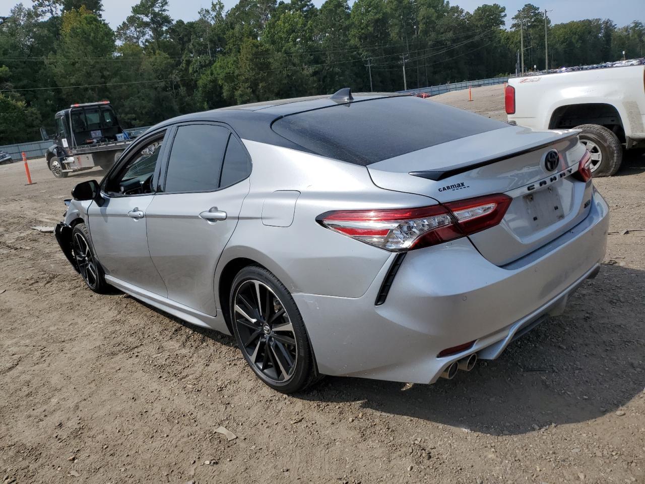 2019 TOYOTA CAMRY