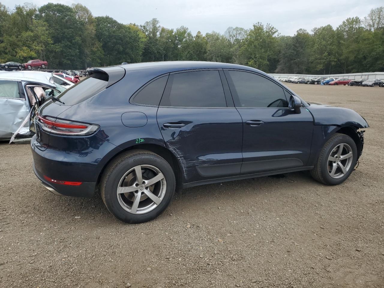 2020 PORSCHE Macan
