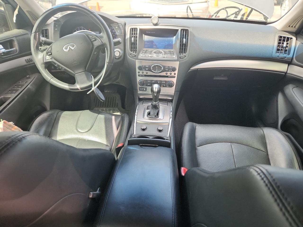 2013 INFINITI G37