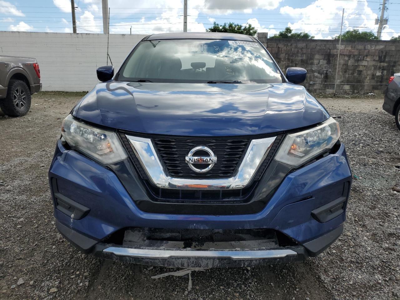 2017 NISSAN ROGUE