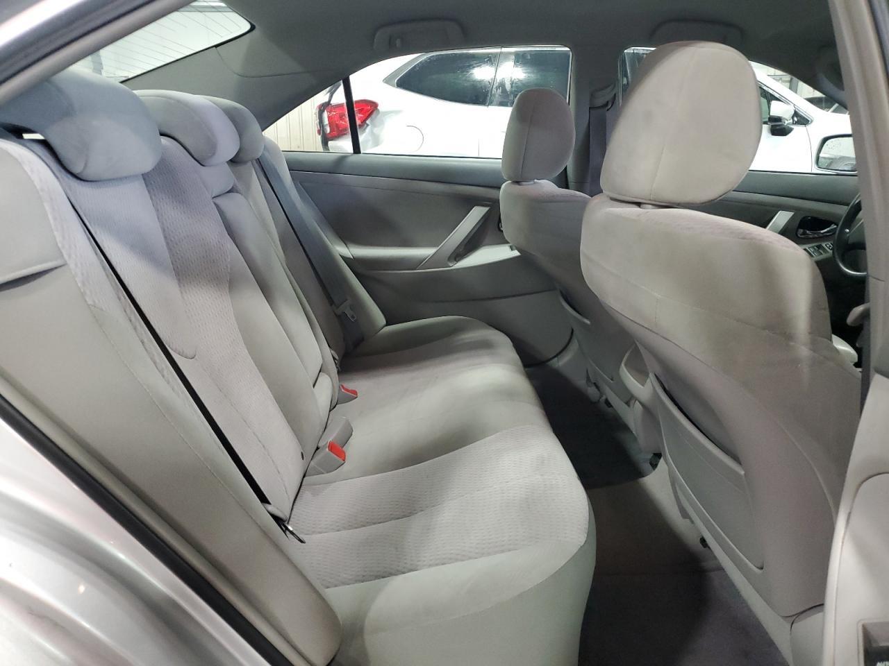 2010 TOYOTA CAMRY