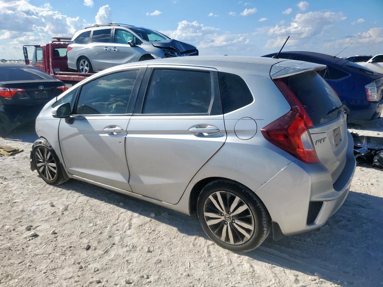 2015 HONDA FIT