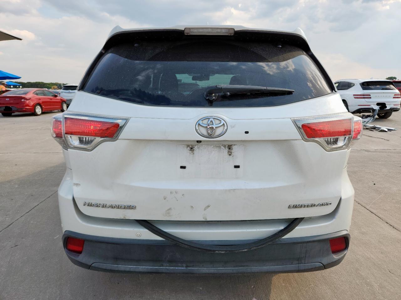 2014 TOYOTA HIGHLANDER