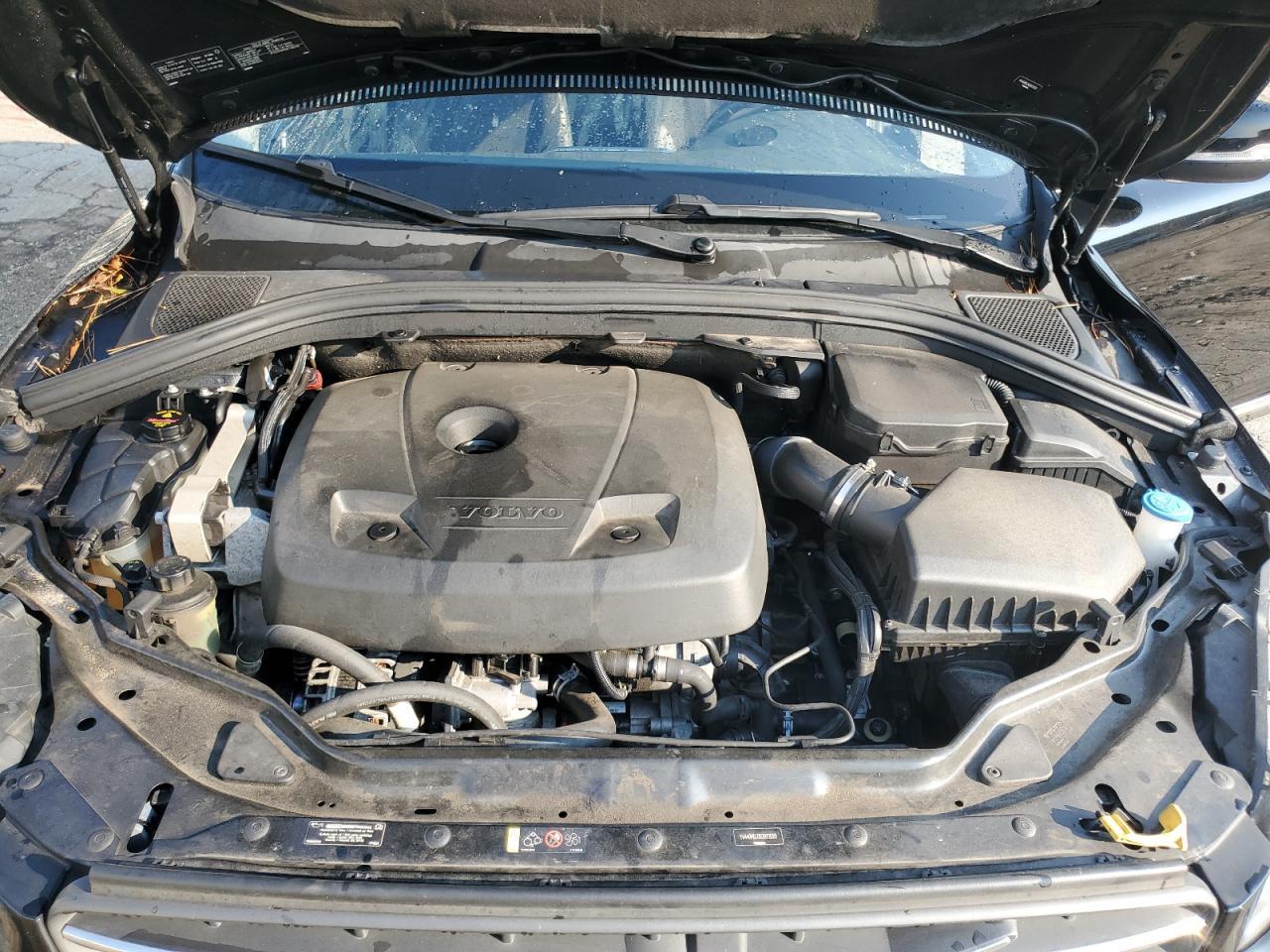 2016 VOLVO XC60