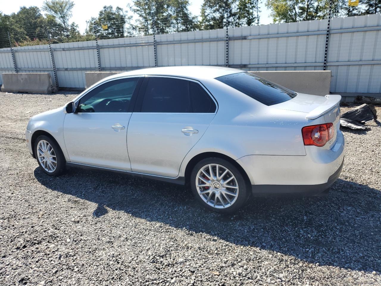 2006 VOLKSWAGEN JETTA