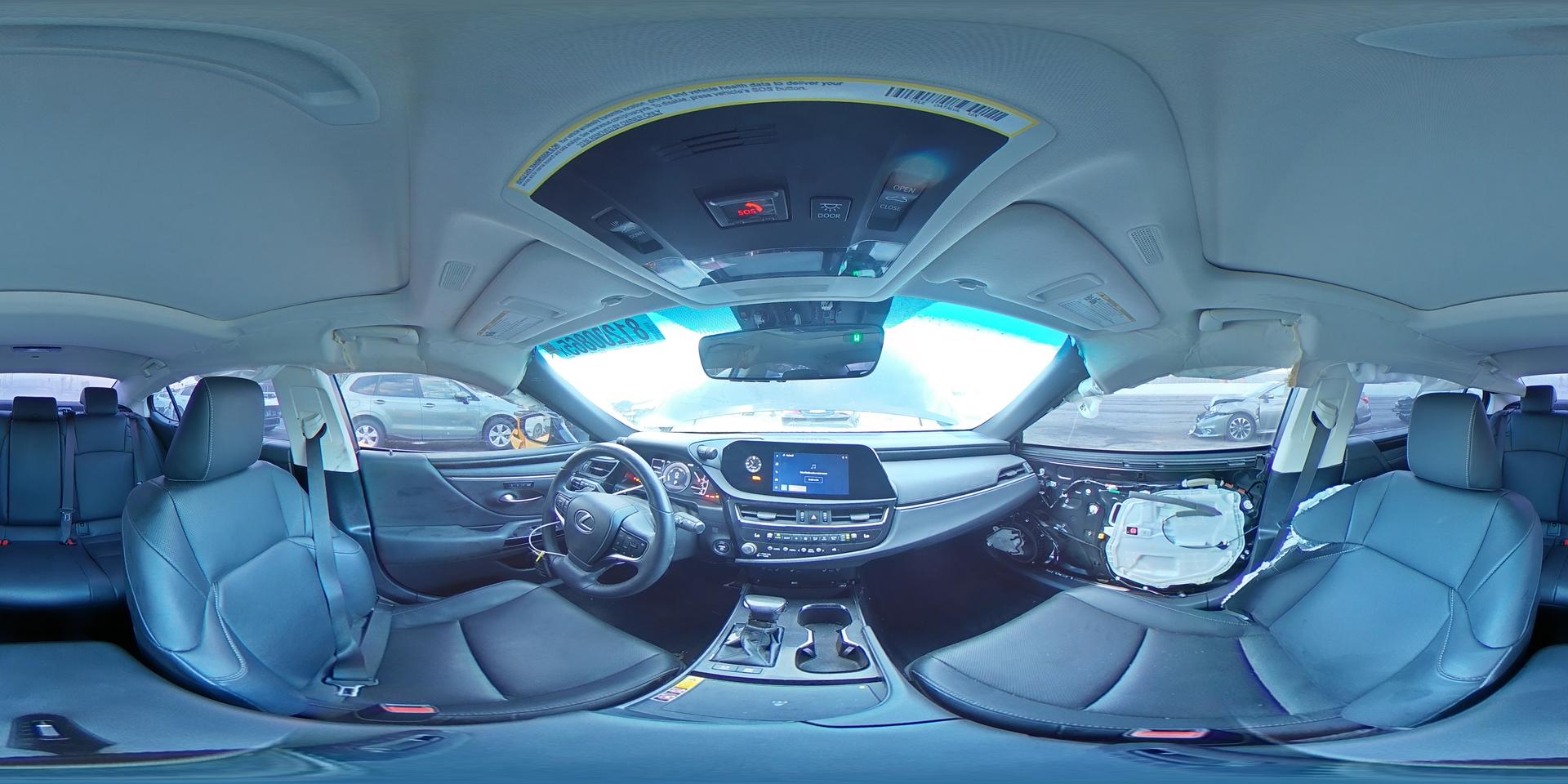 2024 LEXUS Es