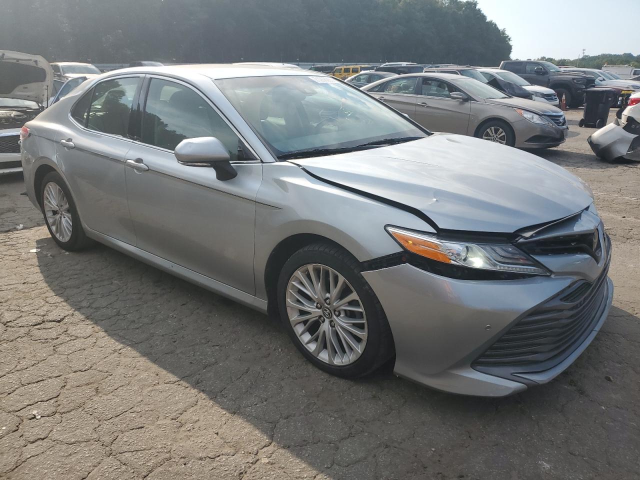 2018 TOYOTA CAMRY