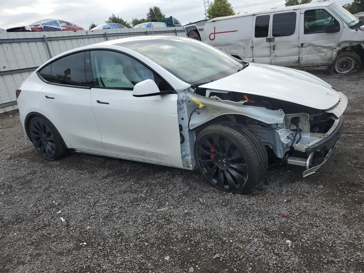 2023 TESLA MODEL Y
