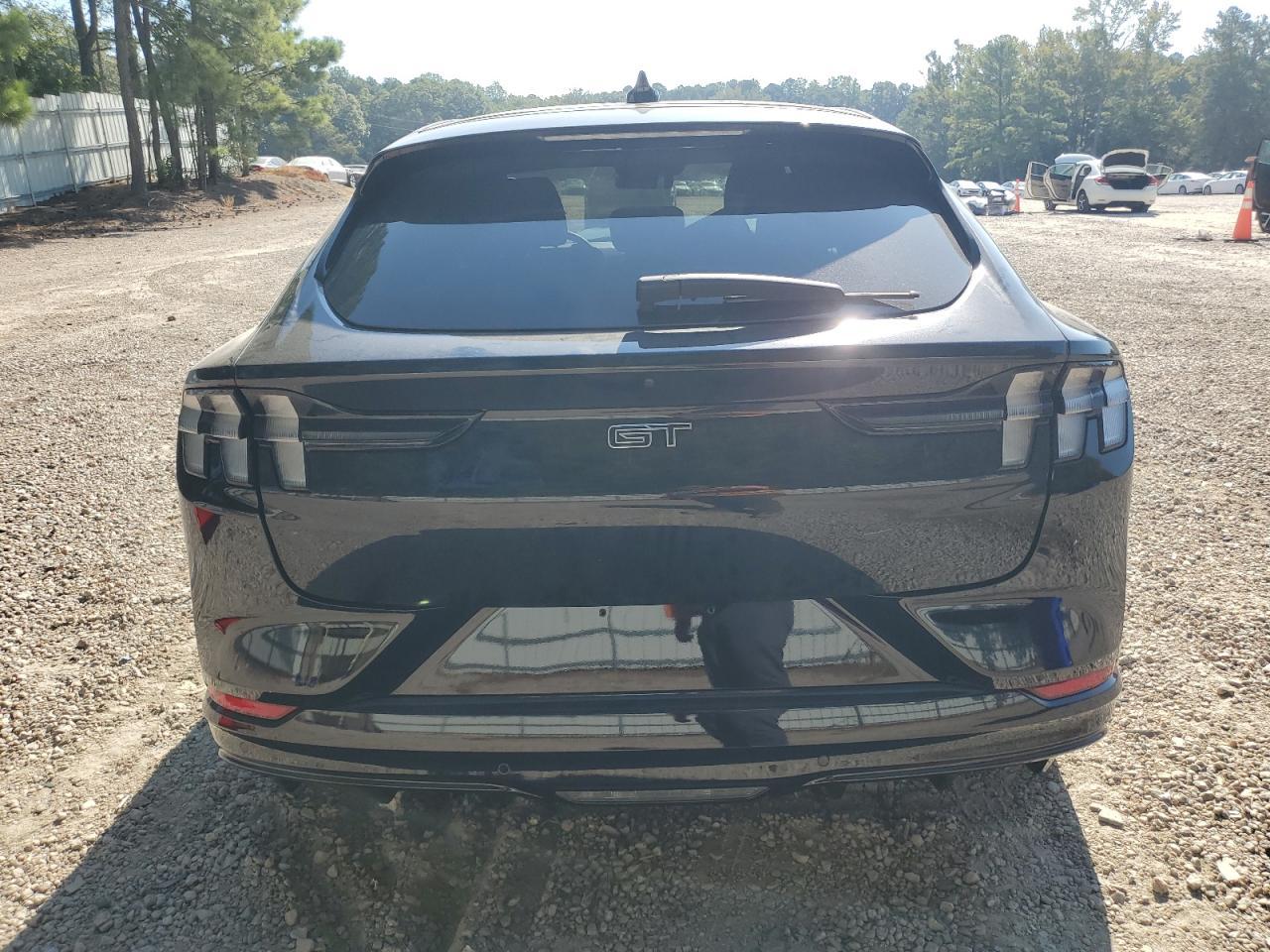 2023 FORD Mustang Mach-E