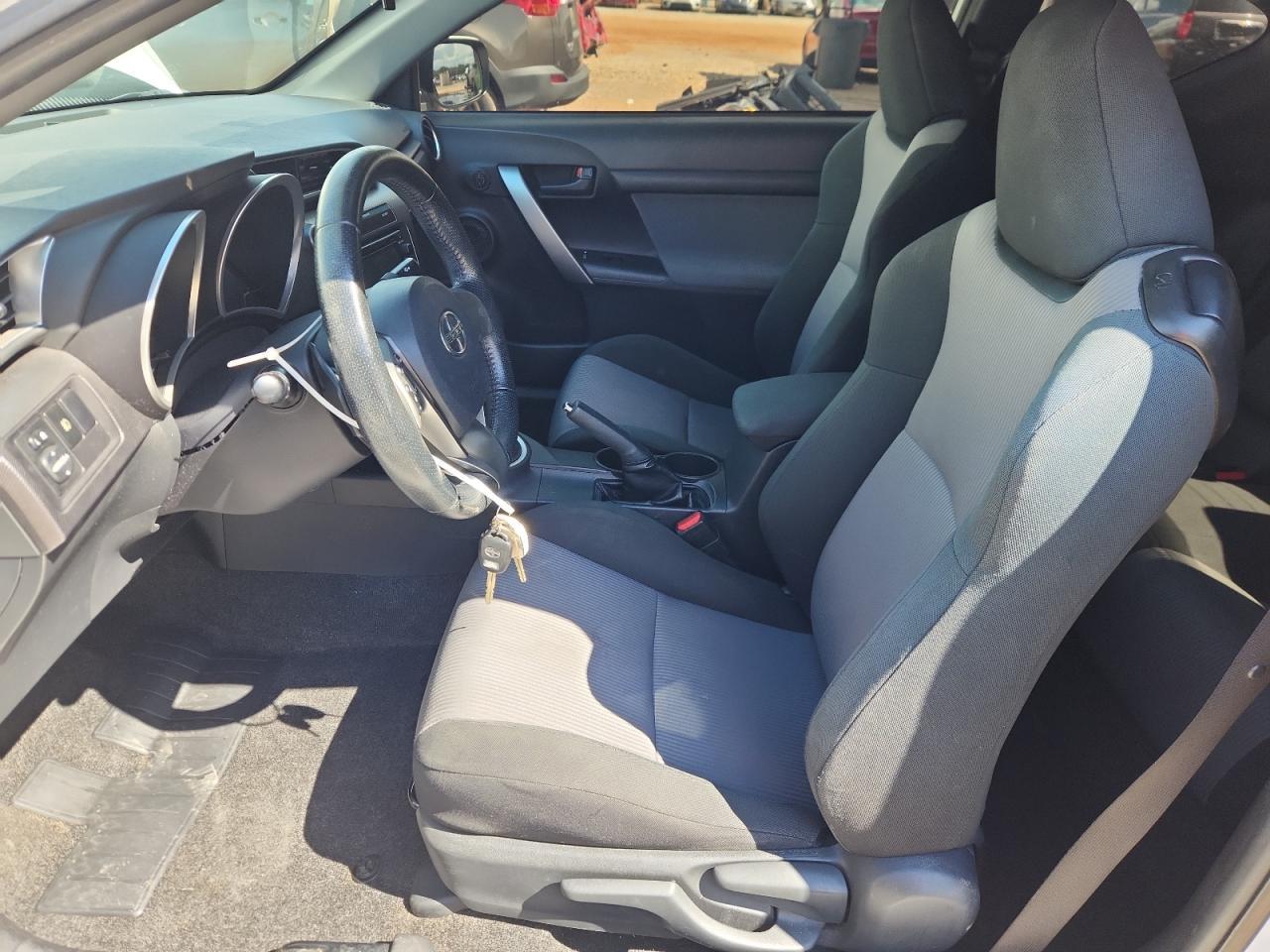 2015 TOYOTA SCION